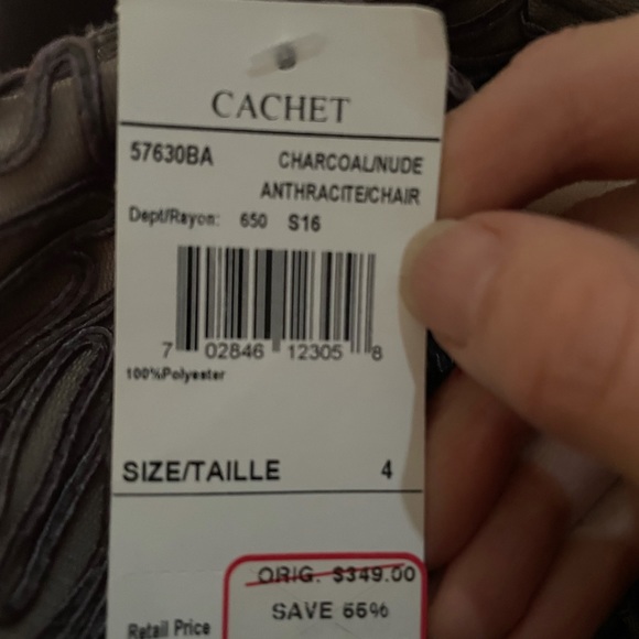 New cachet dress size 4 - Picture 3 of 4